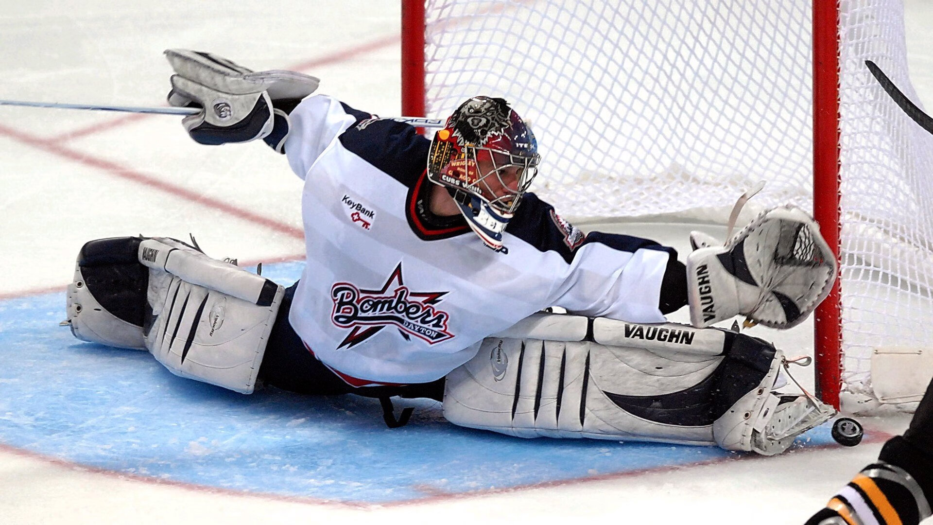 开云网站-拜仁青年新星多次头角崭露，未来无限可期，拜仁新帅